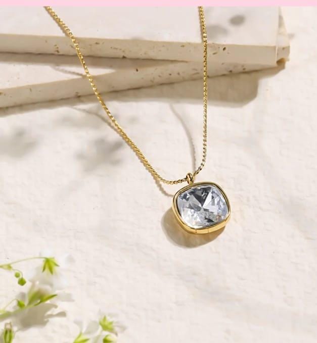 Statement Crystal Pendant Chain - Bold Glamour