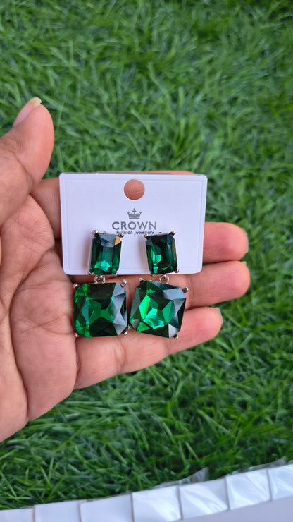 Emerald colored Gemstone Drop Earring