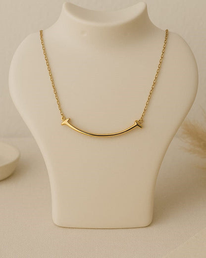 Minimalist Gold Smiley Curve Necklace- Elegant & Trendy