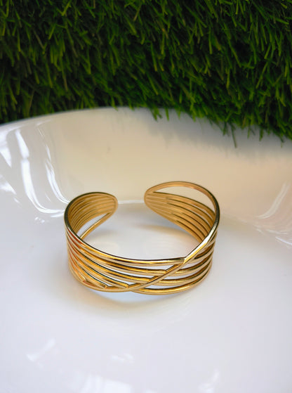 Multi-Strand Curved Adjustable Wire Bracelet