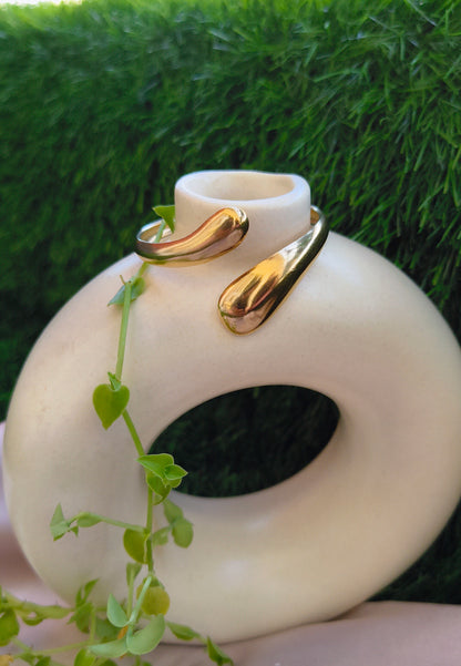 Rain Drop inspired Bracelet- Anti Tarnish